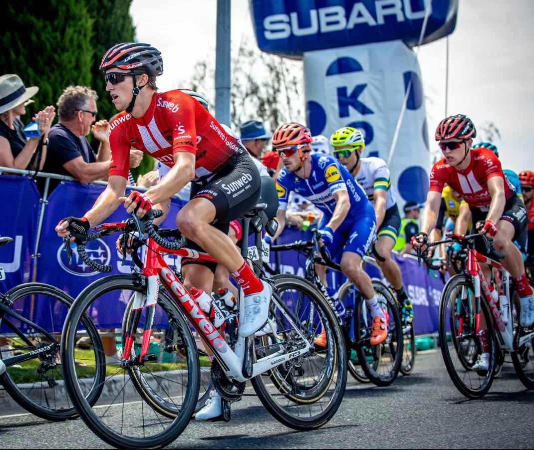 Сидіння PRO для популярної велокоманди Sunweb