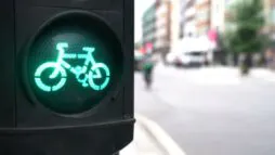 Правила езды на велосипеде по городу: советы и рекомендации