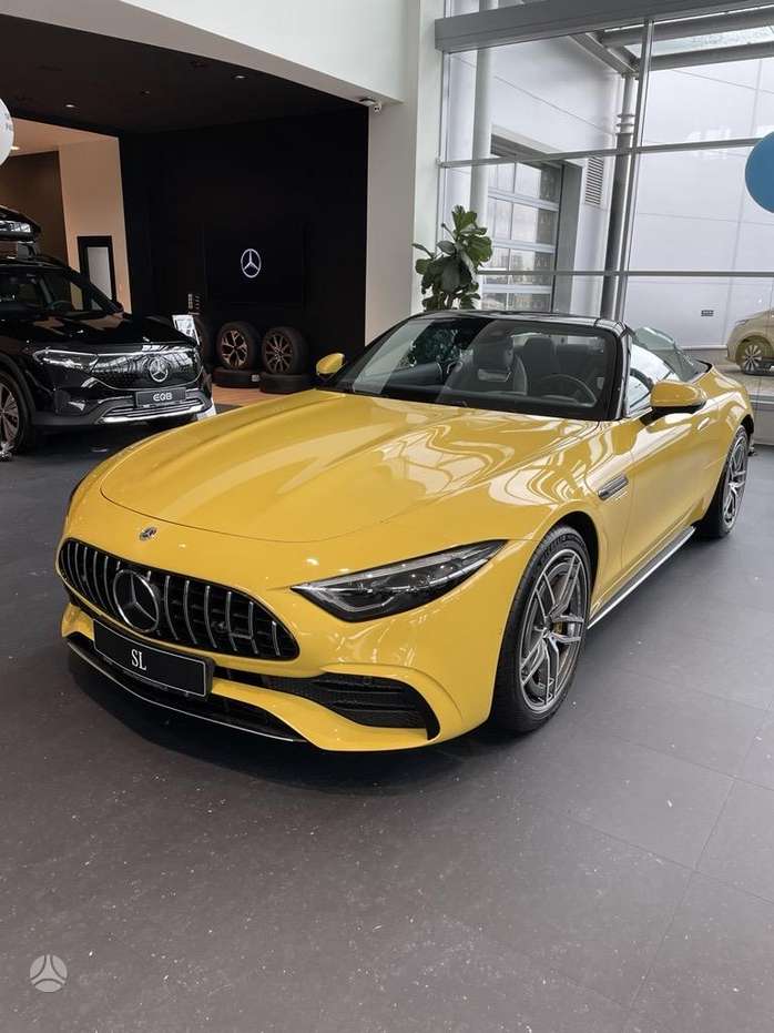 Mercedes-Benz SL43 AMG