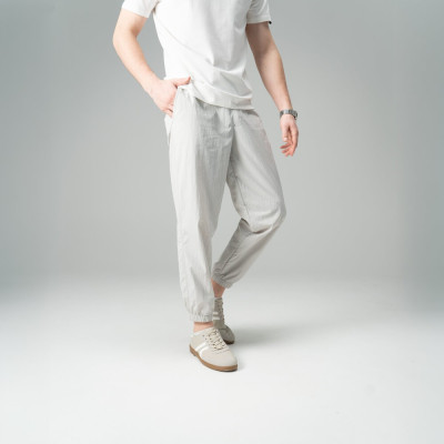 Мужские джогеры светло-серые плащевка спорт Pobedov Ground