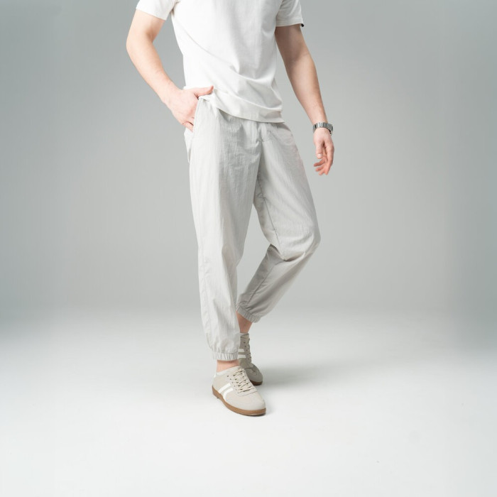 Мужские джогеры светло-серые плащевка спорт Pobedov Ground