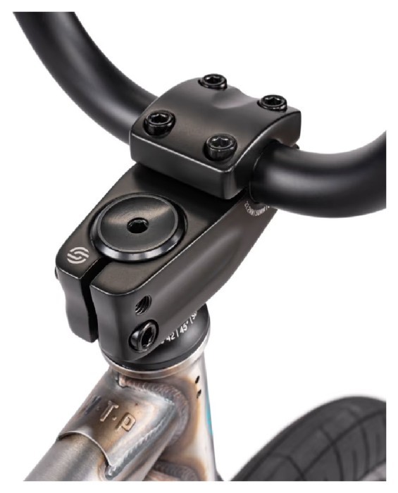 Велосипед WeThePeople JUSTICE Complete Bike matt black/raw fade TT20.75" Cassette (черно-серый)