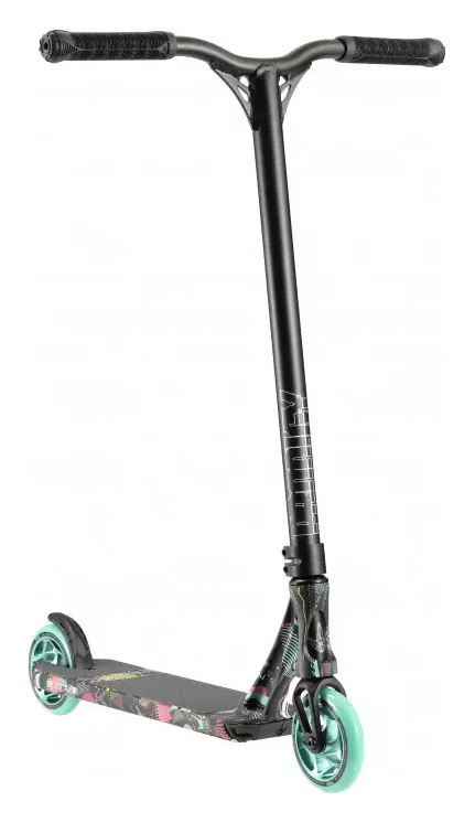 Трюковий самокат Blunt Prodigy S8 Retro (поганий тест) (https://example.com/variant/618119 варіант не вибрано)