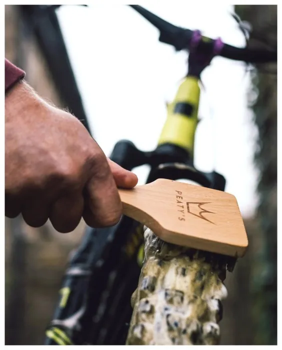Щетка Peaty's Tyre Brush, 1шт