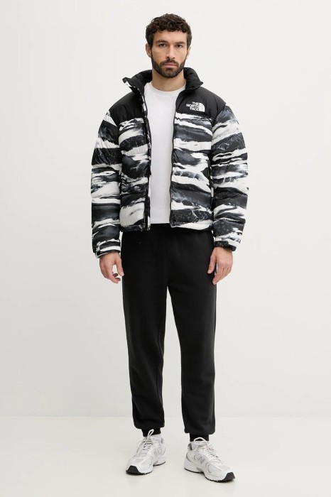 Зимняя куртка для туризма THE NORTH FACE ( NF0A8D16 ) M 1996 RETRO NUPTSE JACKET - PRINT 2026