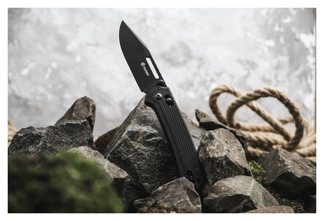Чем складной Ganzo G768PT-BK черный клинок