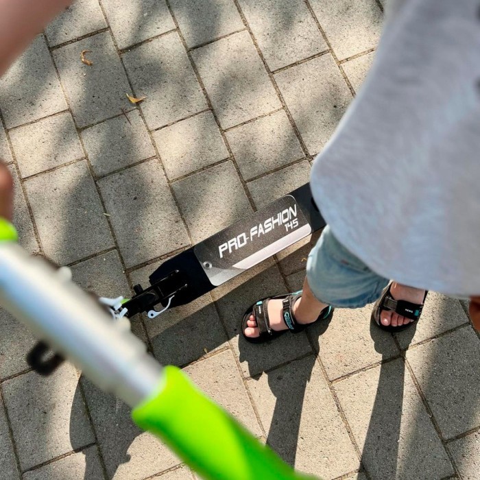 Скутер серии - PROFESSIONAL 145 (алюмин., 2 колеса, груз. до 100 кг)