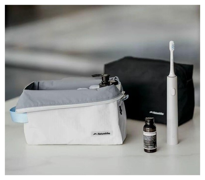 Косметичка Naturehike CNK2450XB024, розмір S, чорна