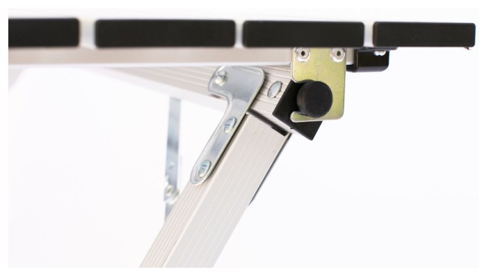 Стол Tramp с алюминиевой столешницей 80x60x70см TRF-063