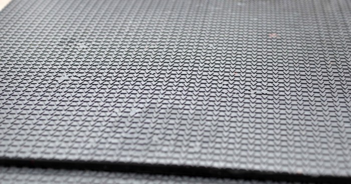 Коврик резиновый 500 х 500 х 7 под штангу или гантели