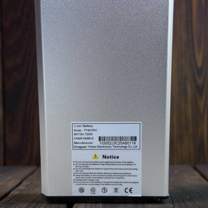 Battery 48 V/15 Ah (V8/X8)