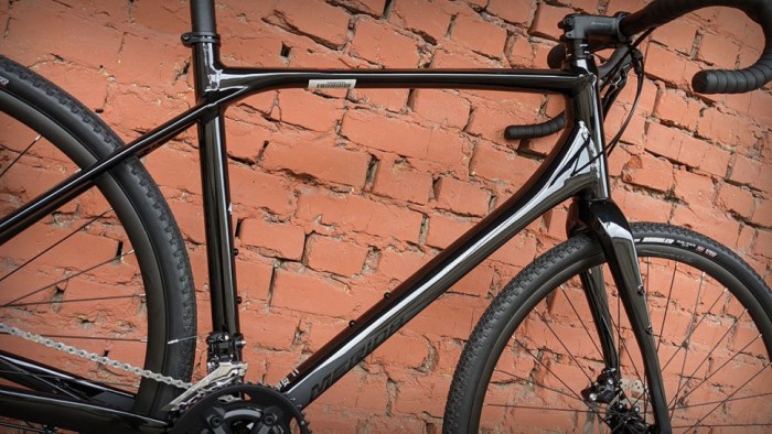 Велосипед 28" Merida Silex 400 Glossy Black (2023)