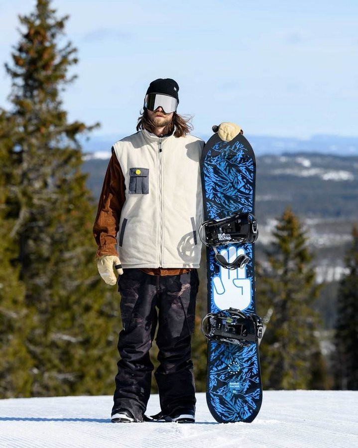 Сноуборд Bataleon FUN.KINK 154 Blue/black/white (BA.21.10.FK.) O