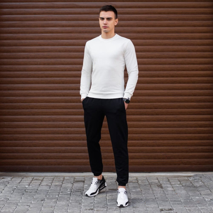 Свитшот мужской однотонный молочный Pobedov 001