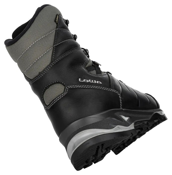 Ботинки LOWA Yukon Ice II GTX black