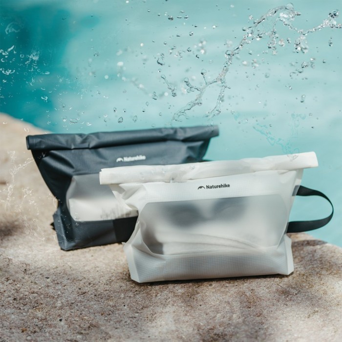 Водонепроникна косметичка Naturehike CNK2450XB021 Far Mountain, біла, укр, укр