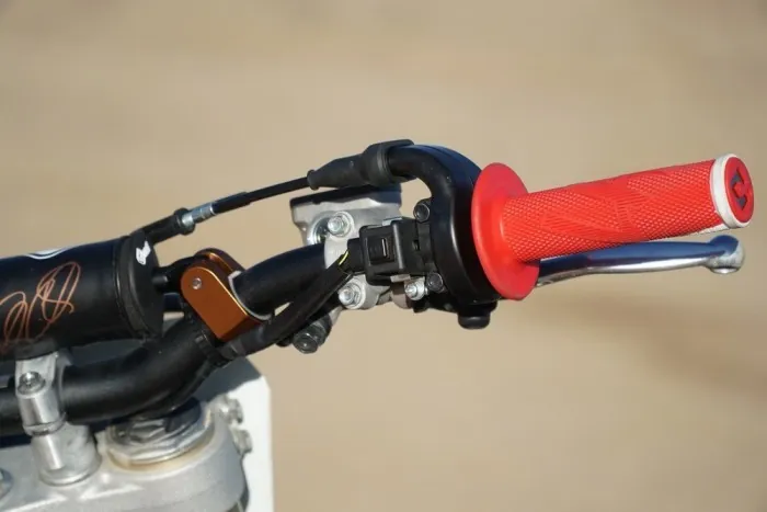 Мото кермо ODI MX Handlebars, "CFT" Podium, McGrath - 902 Black