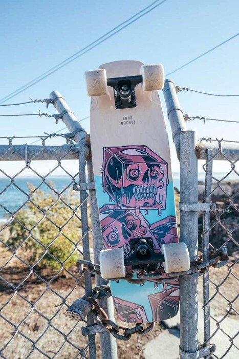 Круїзер Landyachtz Dinghy Coffin Cocktail