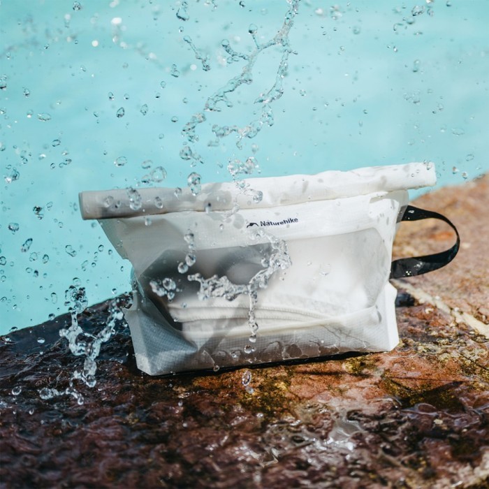 Водонепроникна косметичка Naturehike CNK2450XB021 Far Mountain, чорна, укр, укр