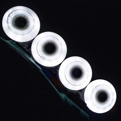 Колесо для роликов искрящиеся, светящиеся Flying Eagle Lazerwheelz-Sparkle белые 80 мм