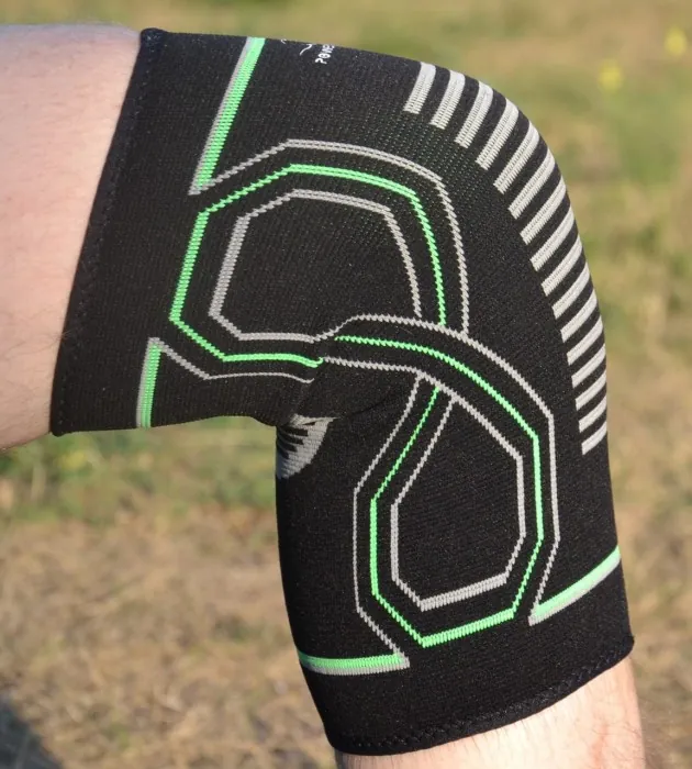 Наколінники PowerPlay 4099 Knee Support Чорно/зелені L/XL (пара)
