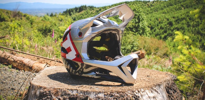 Вело шолом TLD STAGE HELMET; DRONE [GRAY] XL/XXL
