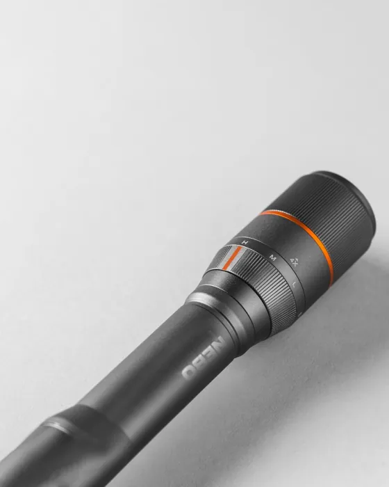 Фонарь ручной Nebo Davinci 2000 люмен