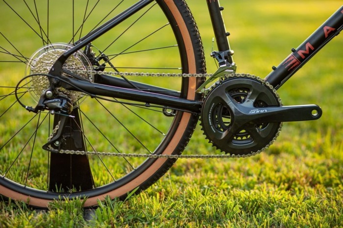 Велосипед 27,5" Marin FOUR CORNERS рама - S 2023 Satin Black/Red