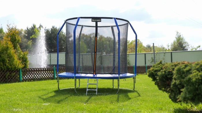 Батут із внутрішньою захисною сіткою 252 см LEOBRO Premium 8FT BLUE
