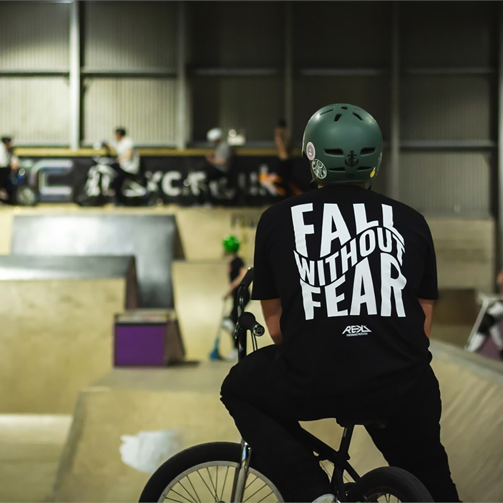 REKD шолом Ultralite In-Mold Helmet green 53-56, укр, укр