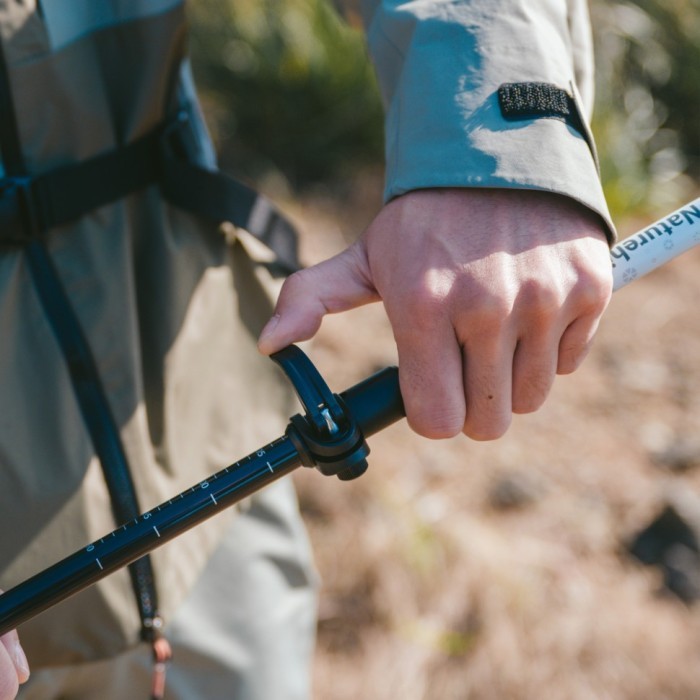 Трекинговая палка 3-секционная Naturehike ST06 NH17D006-D, 66-135 см, белая