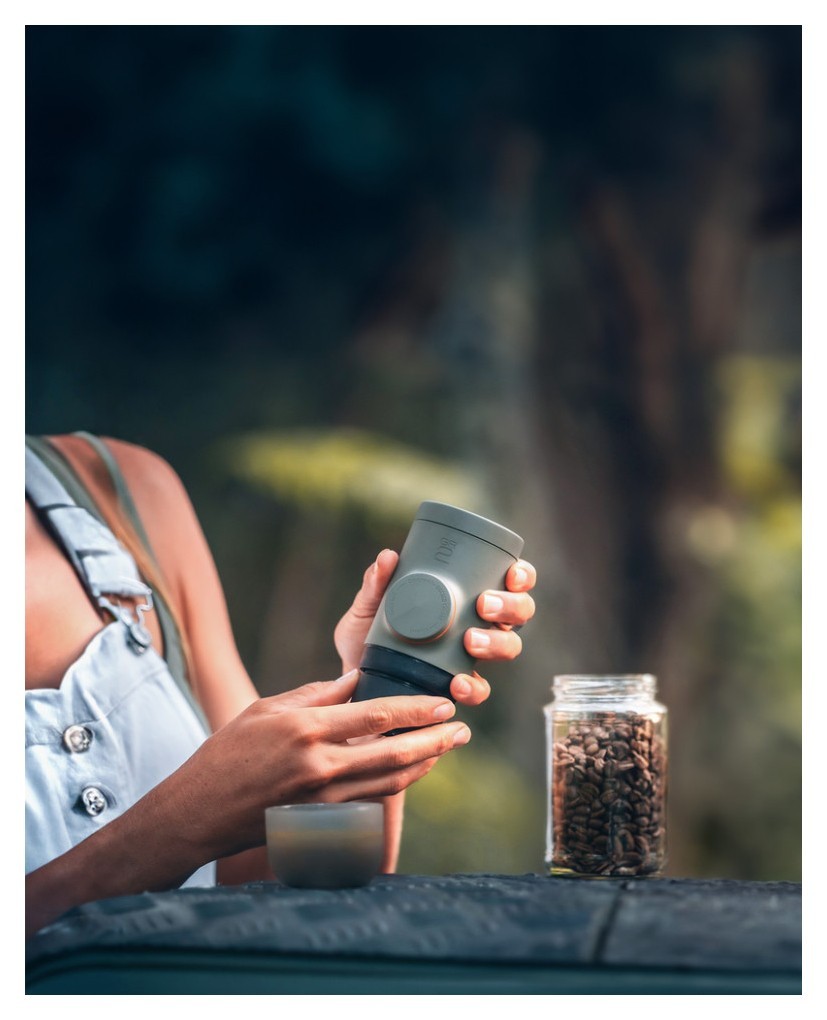 Портативная эспрессо-кофеварка Wacaco Minipresso GR2, механическая, для молотого кофе