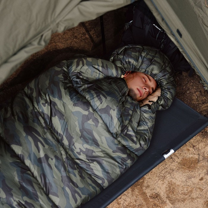 Спальний мішок з капюшоном Naturehike M320 CNK2350WS023, зелений камуфляж, лівий, укр, укр