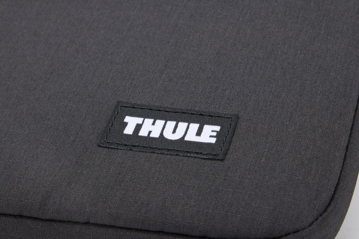 Чохол Thule Lithos Sleeve MacBook Air 13'' (Black) 3205454 (TH 3205454), укр, укр