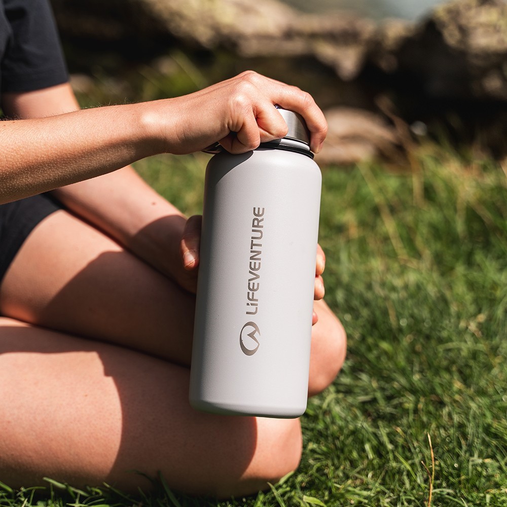 Lifeventure термофляга Stainless Steel Flask 1 L light grey