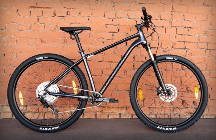 Велосипед 27.5" Merida Big.Seven 200 Dark Silver (2023)