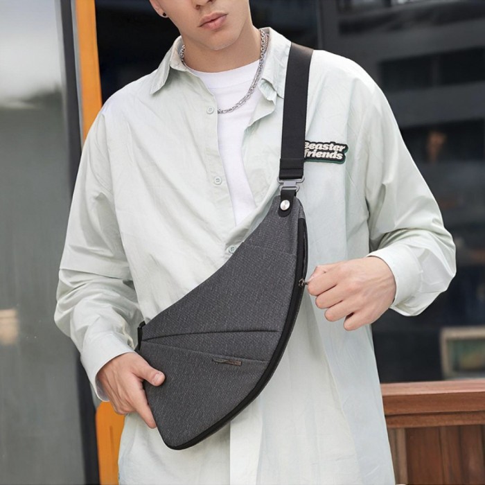 Сумка на плечо Mark Ryden Halfmoon MR2206