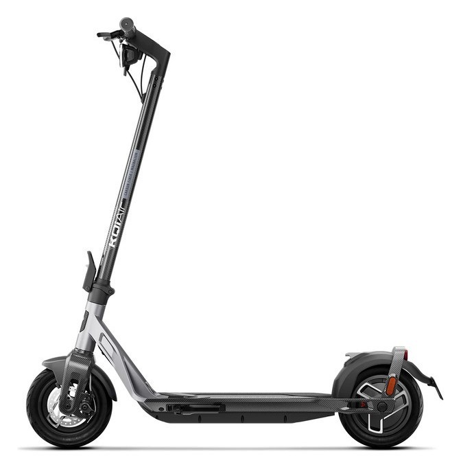 Електросамокат NIU KQi Air Carbon + Magnesium UltraLight Black 9,5", 350(700)W, 9,4Ah, 50km, 25km/h, 20%, App, 11,9 kg