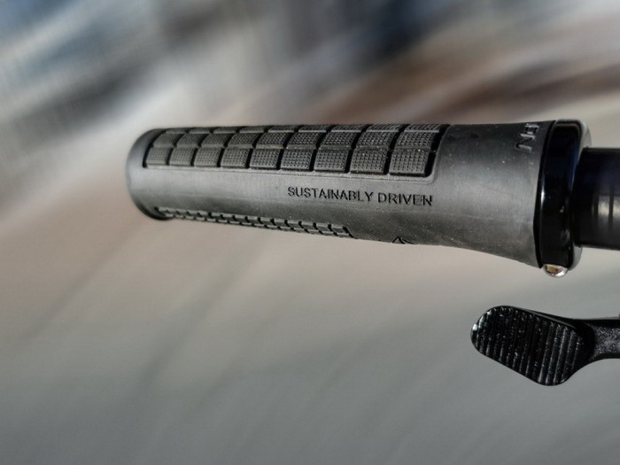 Гріпси ODI Bjorn, V2.1 Lock On, Black/White w/Black Clamp (чорні з чорними замками), укр, укр