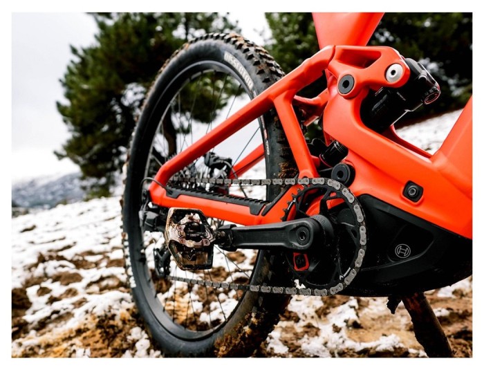 Электровелосипед MONDRAKER SCREE S 29'' 150mm, 800Wh Bosch CX, Flame Red, M/L