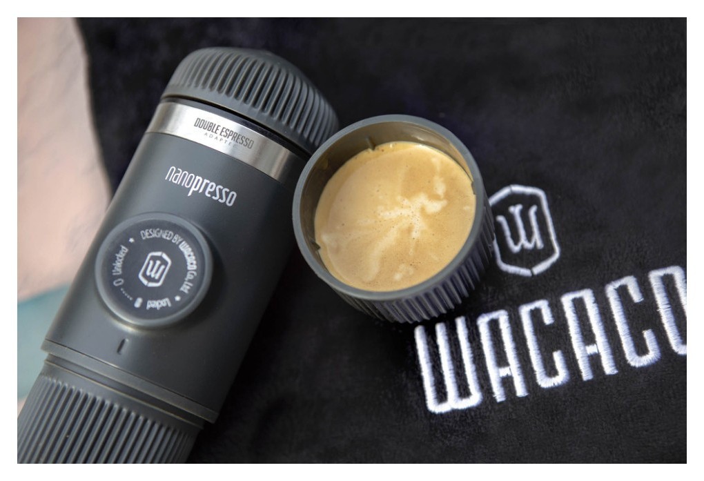 Портативна еспресо-кавоварка Wacaco Nanopresso сіра, механічна, для меленої кави