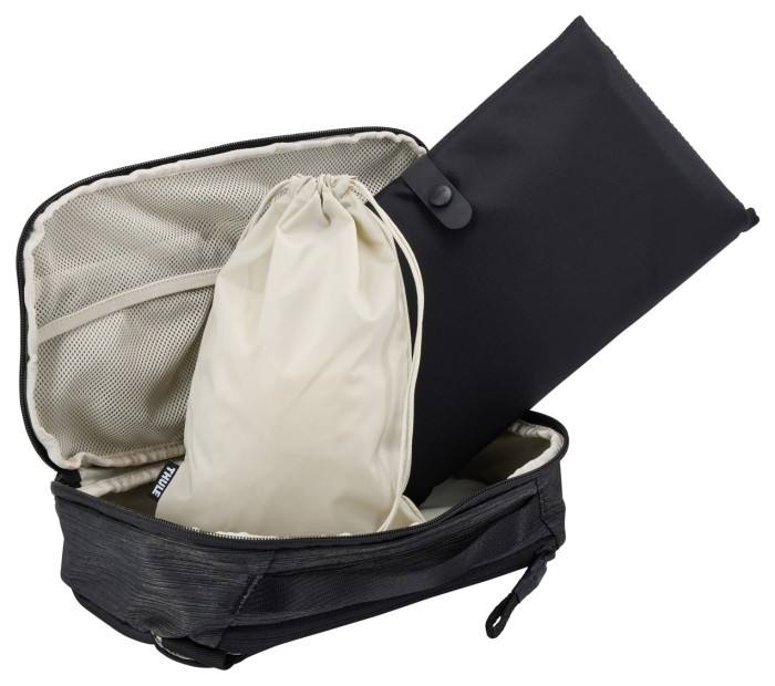 Рюкзак Thule Changing Backpack (Black) 11200360 (TH 11200360), укр, укр