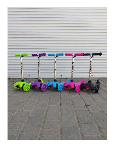 Детский трехколесный самокат Scooter Mini 073