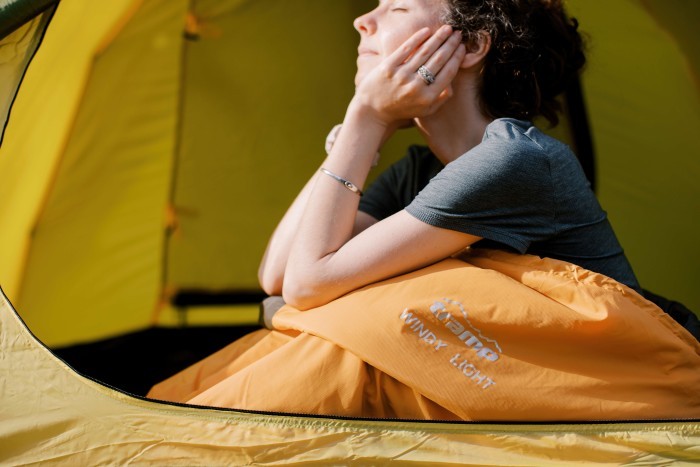 Спальний мішок Tramp Windy Light кокон правий yellow/grey 220/80-55 UTRS-055