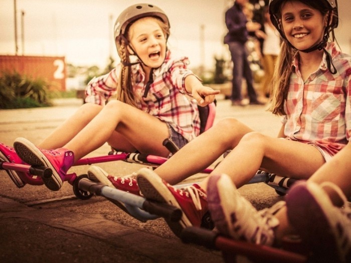 Самокат-каталка Ezyroller Classic,, червоний неон, укр, укр