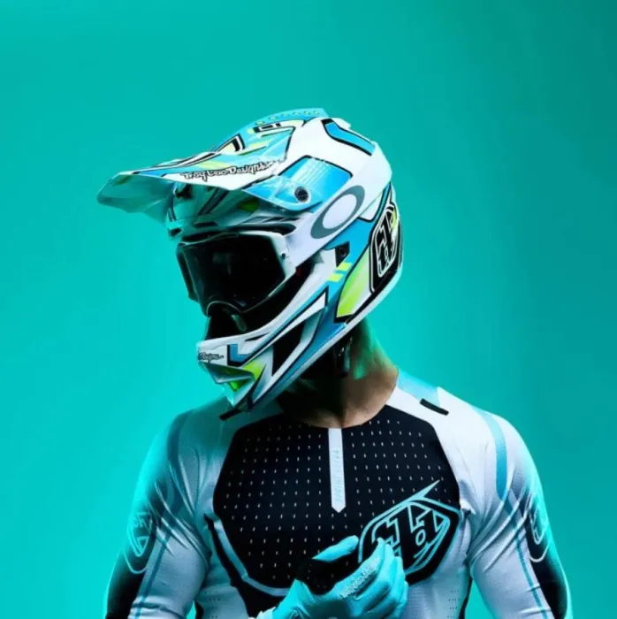 Вело шолом TLD D4 COMPOSITE HELMET; CREST [REAL TEAL] S