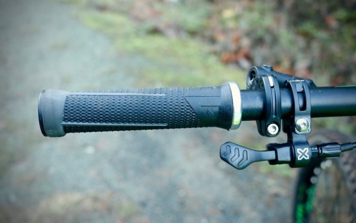 Гріпси ODI AG-2 Signature V2.1 Lock-On Grips - Red/Fire red w/ Red Clamps, червоні з червоними замками, укр, укр