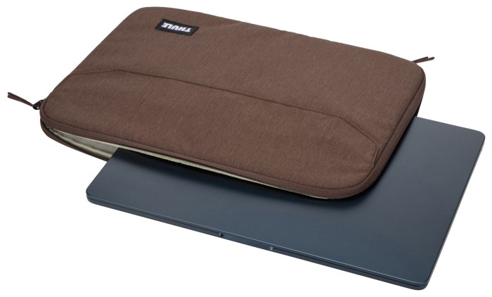 Чохол Thule Lithos Sleeve MacBook Air 15'' (Nuanced Brown) 3205459 (TH 3205459)