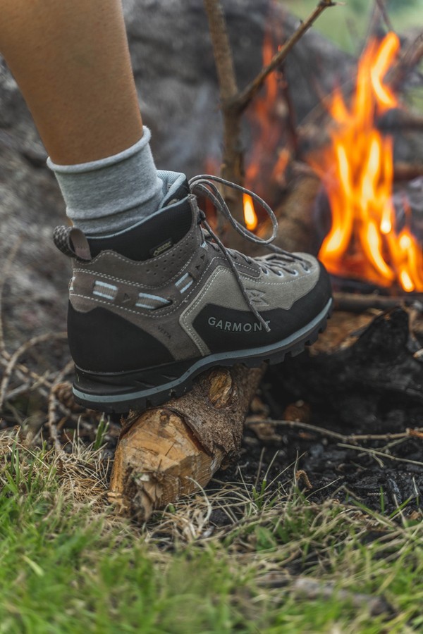 Ботинки трекинговые женские Garmont VETTA GTX WMS W 37.5 (4.5UK) Warm grey/light blue (000274)