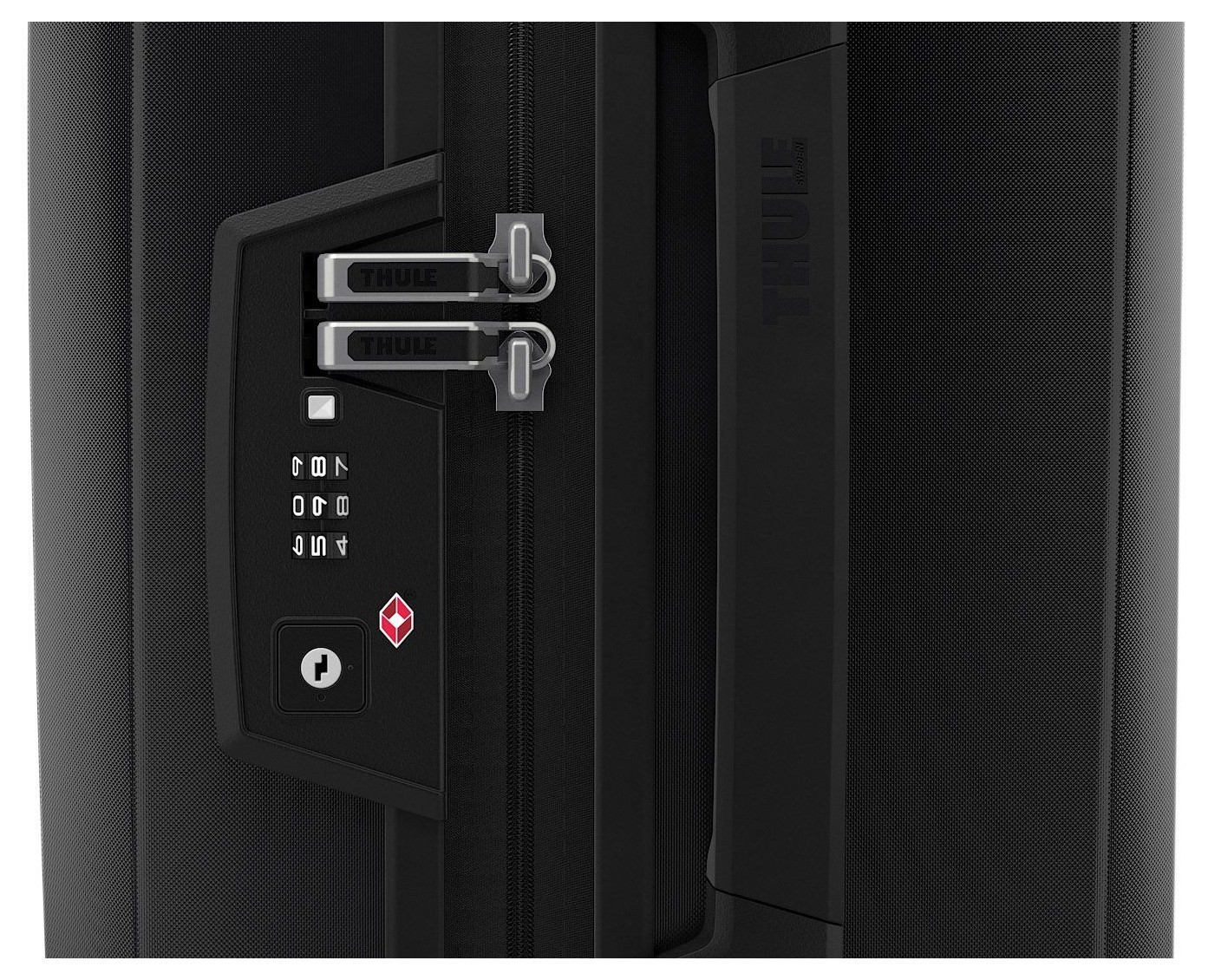 Чемодан на колесах Thule Revolve Carry On Spinner (Black) (TH 3203921) (TH 3203921)